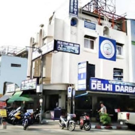 ホテル Hari Om Delhi Darbar パッタヤー エクステリア 写真